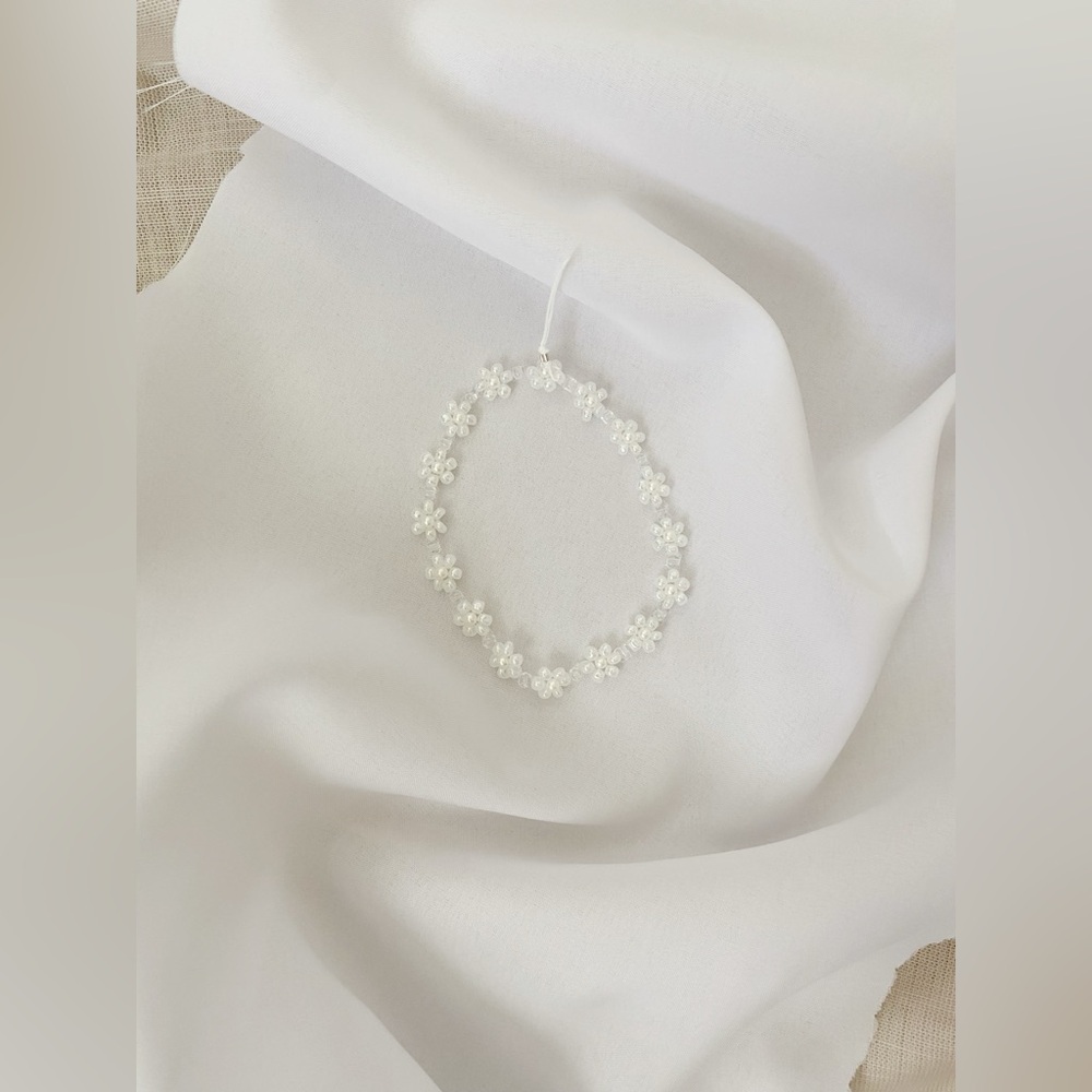 White Cute Flower Beaded Phone Charms w/strap